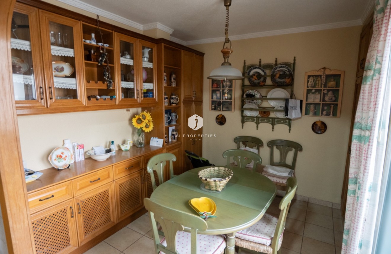 Z drugiej ręki - Mieszkanie w bloku -
Torrevieja - Costa Blanca