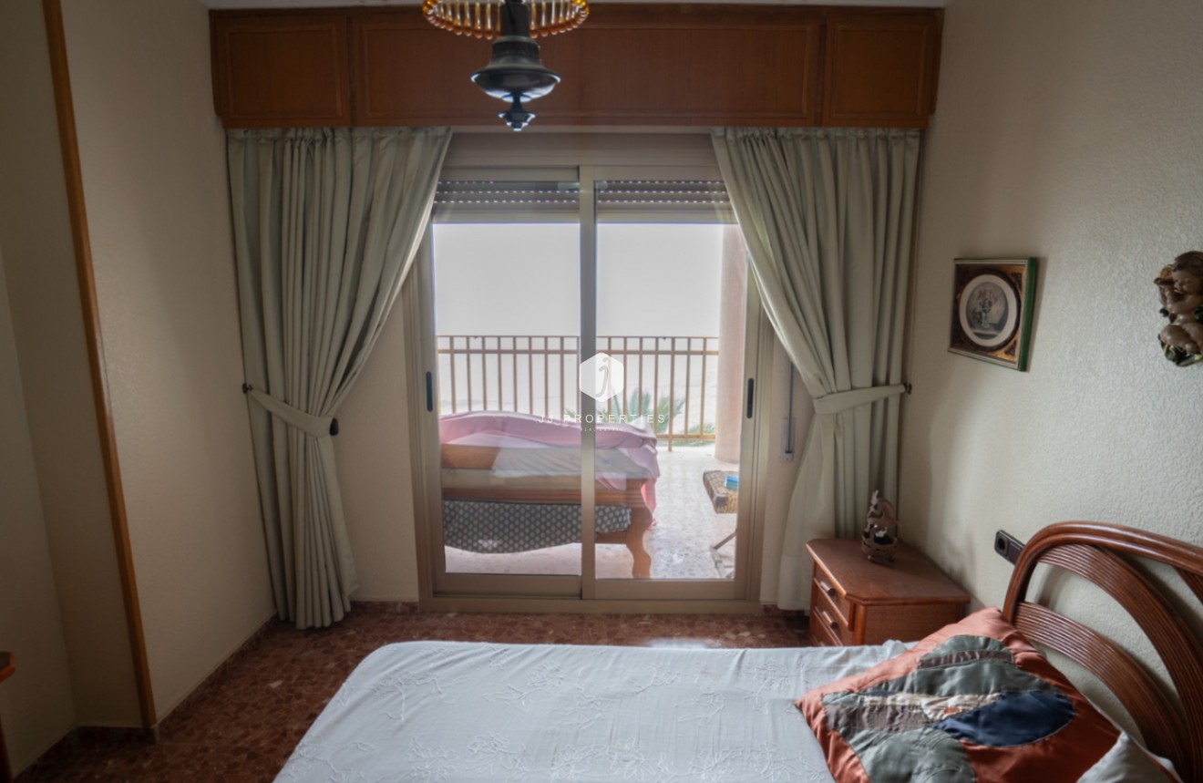 Z drugiej ręki - Mieszkanie w bloku -
Torrevieja - Costa Blanca