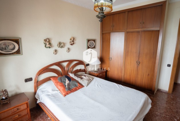 Z drugiej ręki - Mieszkanie w bloku -
Torrevieja - Costa Blanca