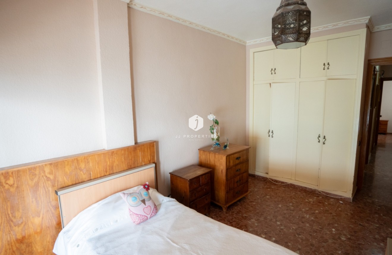 Z drugiej ręki - Mieszkanie w bloku -
Torrevieja - Costa Blanca