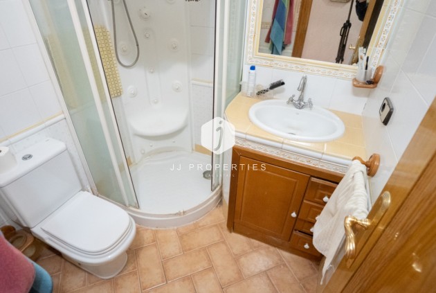 Z drugiej ręki - Mieszkanie w bloku -
Torrevieja - Costa Blanca