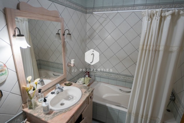 Z drugiej ręki - Mieszkanie w bloku -
Torrevieja - Costa Blanca