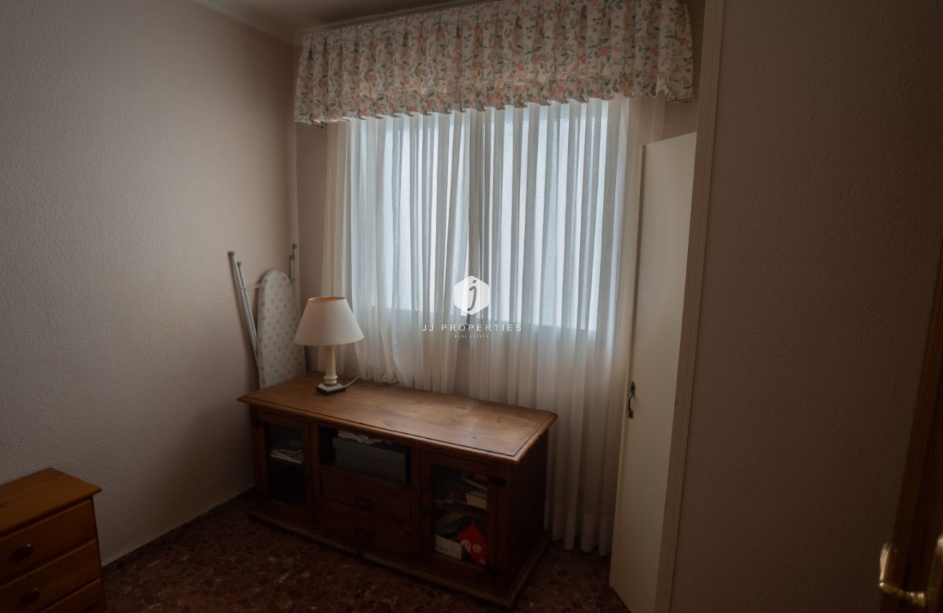 Z drugiej ręki - Mieszkanie w bloku -
Torrevieja - Costa Blanca