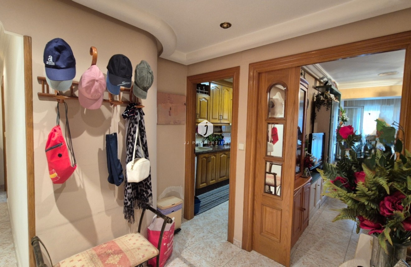 Resale - Apartment / flat -
Torrevieja - Costa Blanca