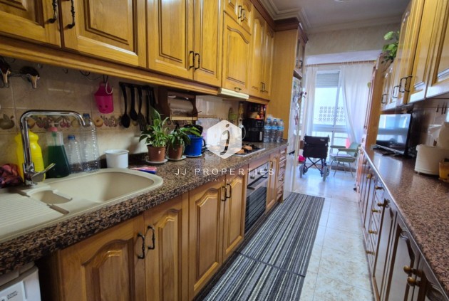 Resale - Apartment / flat -
Torrevieja - Costa Blanca