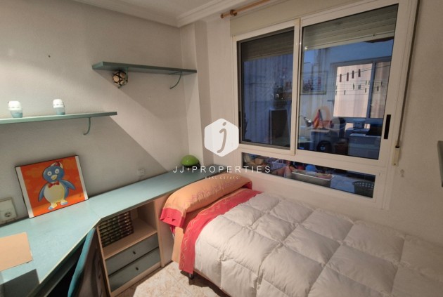 Resale - Apartment / flat -
Torrevieja - Costa Blanca