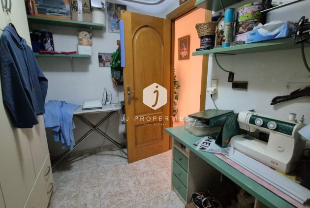 Resale - Apartment / flat -
Torrevieja - Costa Blanca