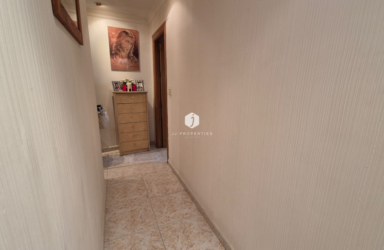 Resale - Apartment / flat -
Torrevieja - Costa Blanca