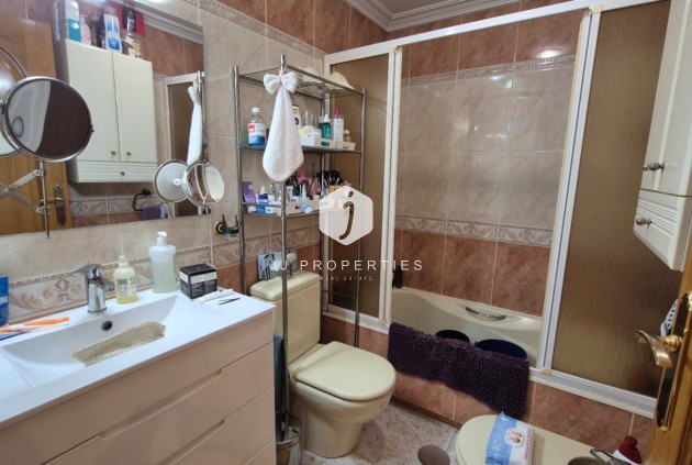 Resale - Apartment / flat -
Torrevieja - Costa Blanca