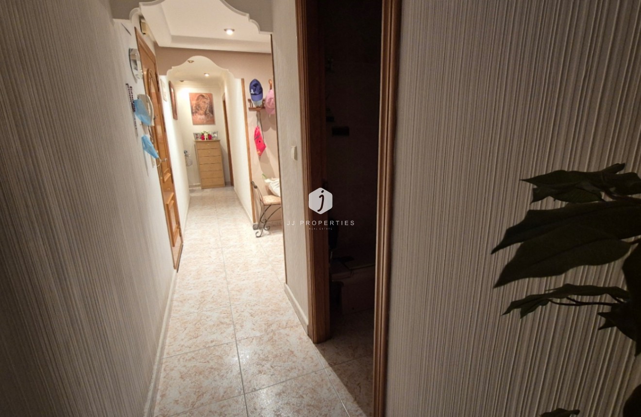 Resale - Apartment / flat -
Torrevieja - Costa Blanca
