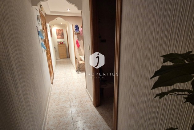 Resale - Apartment / flat -
Torrevieja - Costa Blanca