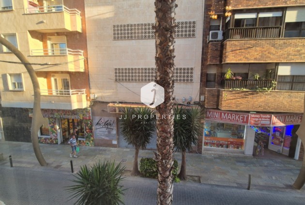 Resale - Apartment / flat -
Torrevieja - Costa Blanca