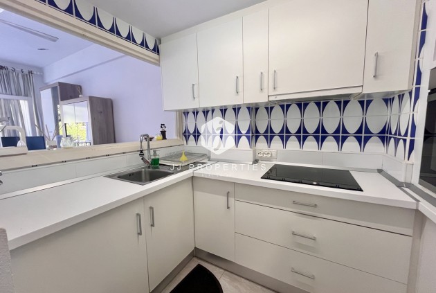 Segunda mano - Apartamento / piso -
La Zenia - Costa Blanca