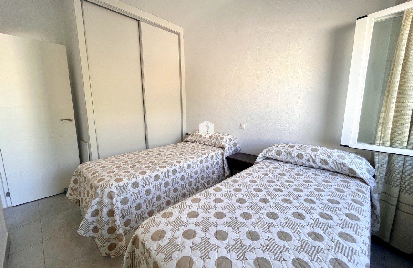 Segunda mano - Apartamento / piso -
La Zenia - Costa Blanca