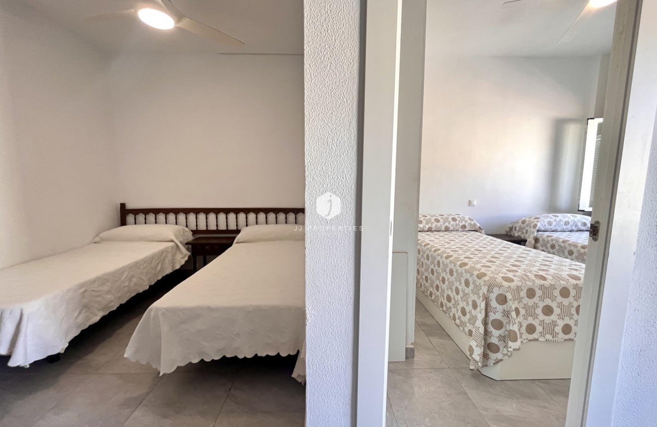 Segunda mano - Apartamento / piso -
La Zenia - Costa Blanca