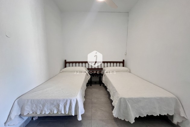 Segunda mano - Apartamento / piso -
La Zenia - Costa Blanca