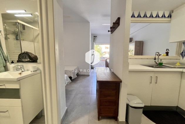 Segunda mano - Apartamento / piso -
La Zenia - Costa Blanca