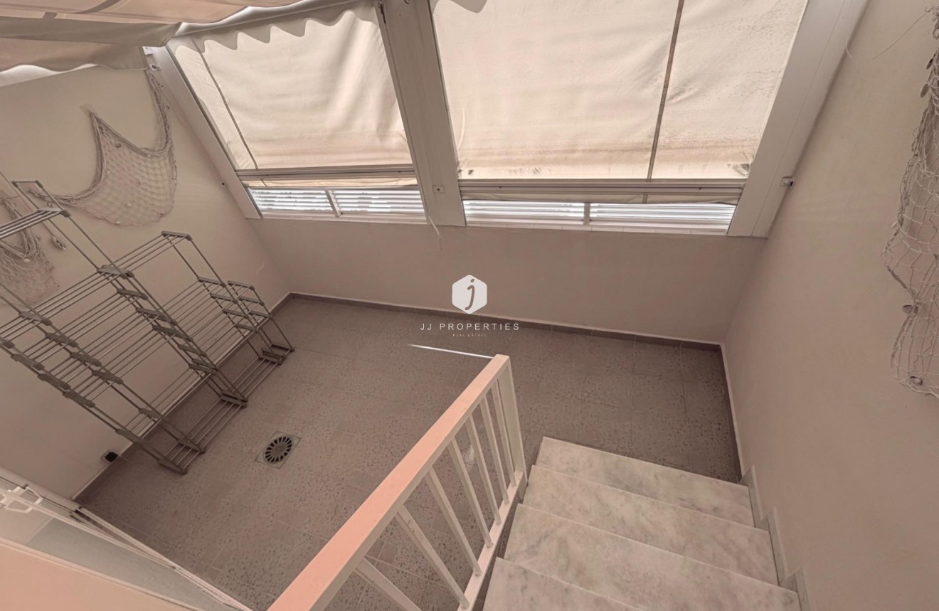 Resale - Apartment / flat -
Torrevieja - La Mata Pueblo