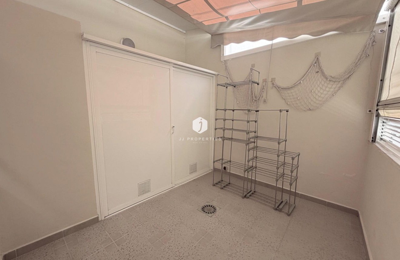 Resale - Apartment / flat -
Torrevieja - La Mata Pueblo