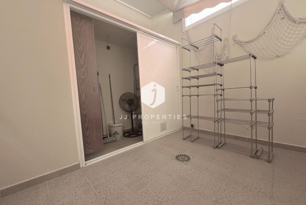 Resale - Apartment / flat -
Torrevieja - La Mata Pueblo