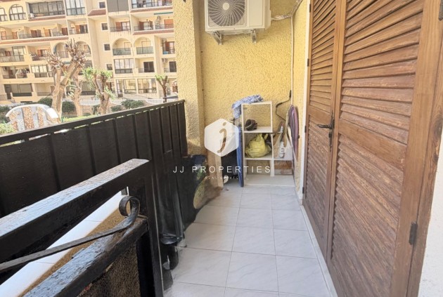 Resale - Apartment / flat -
Torrevieja - La Mata Pueblo