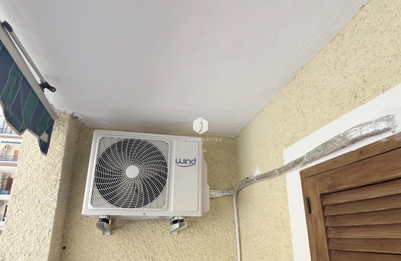 Resale - Apartment / flat -
Torrevieja - La Mata Pueblo