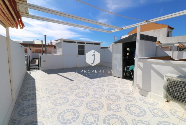 Segunda mano - Bungalow -
Torrevieja - El Limonar