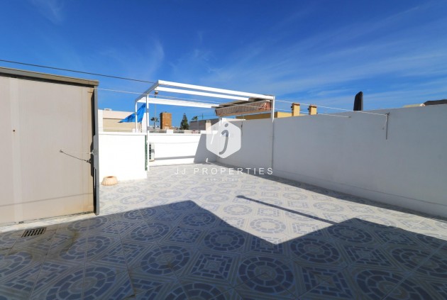 Segunda mano - Bungalow -
Torrevieja - El Limonar