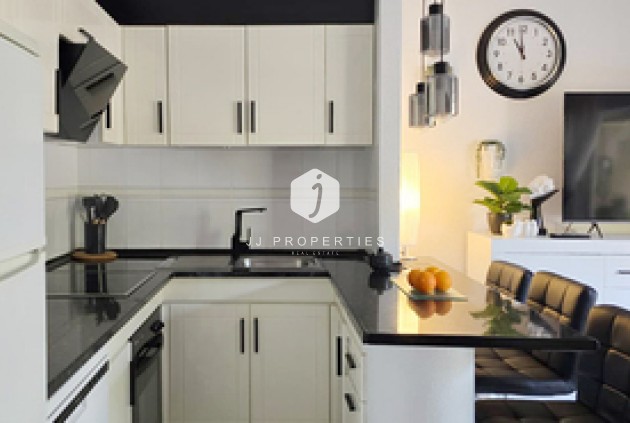 Resale - Apartment / flat -
Torrevieja - Costa Blanca