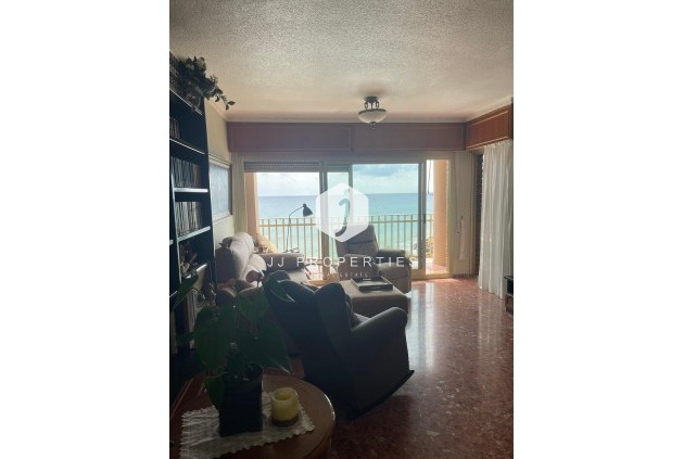 Z drugiej ręki - Mieszkanie w bloku -
Torrevieja - Las Piscinas Naturales