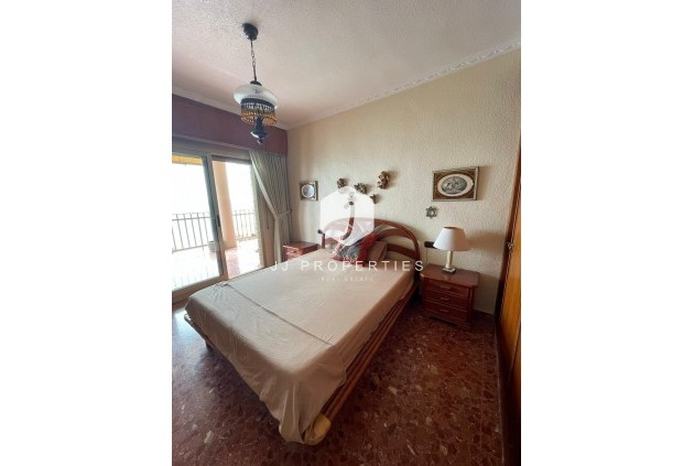 Z drugiej ręki - Mieszkanie w bloku -
Torrevieja - Las Piscinas Naturales