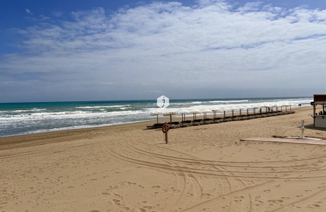 Resale - Apartment / flat -
Guardamar del Segura - Costa Blanca