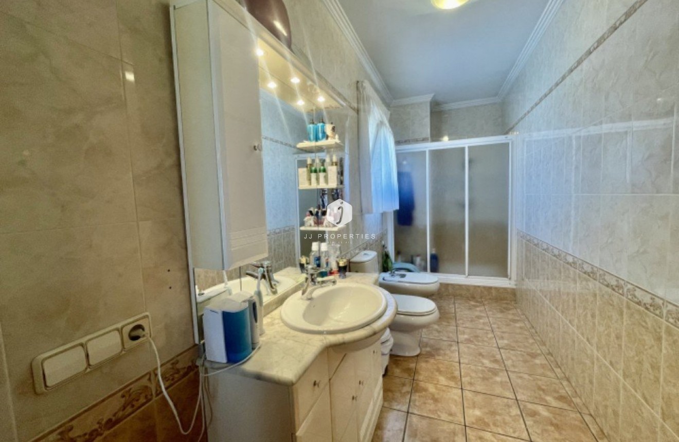 Z drugiej ręki - Villa -
Ciudad Quesada - Costa Blanca