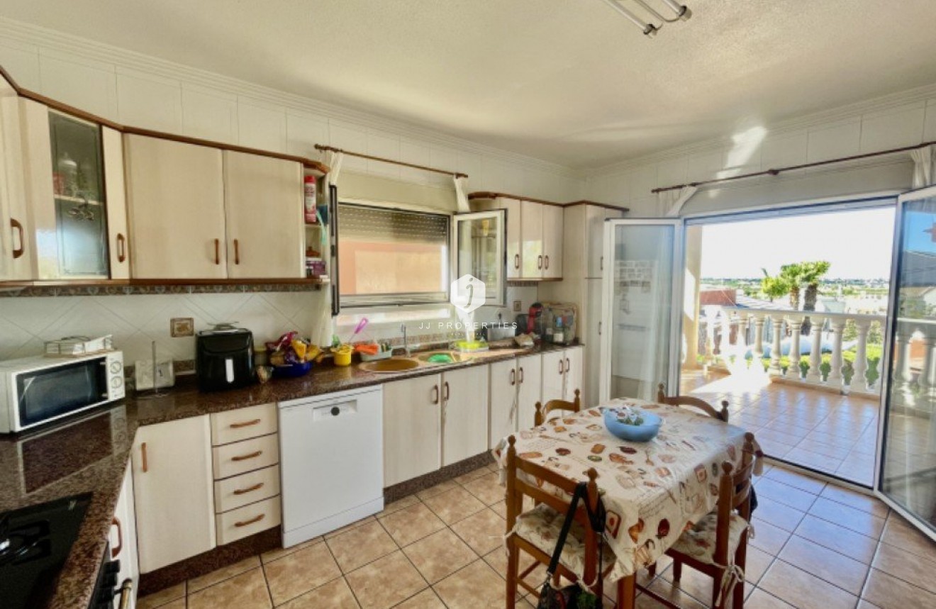Z drugiej ręki - Villa -
Ciudad Quesada - Costa Blanca