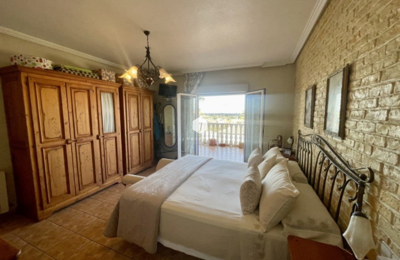 Z drugiej ręki - Villa -
Ciudad Quesada - Costa Blanca