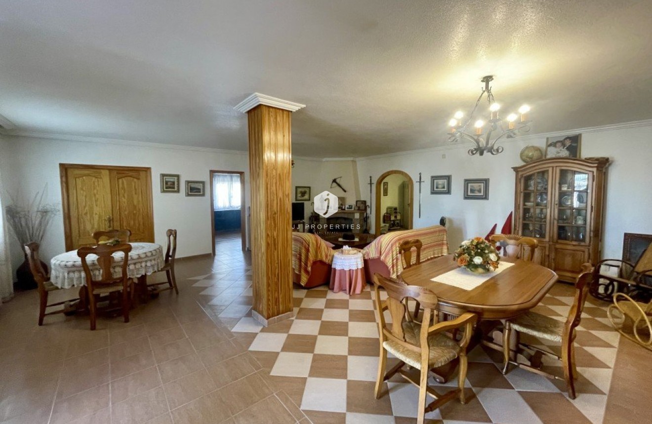 Z drugiej ręki - Villa -
Ciudad Quesada - Costa Blanca