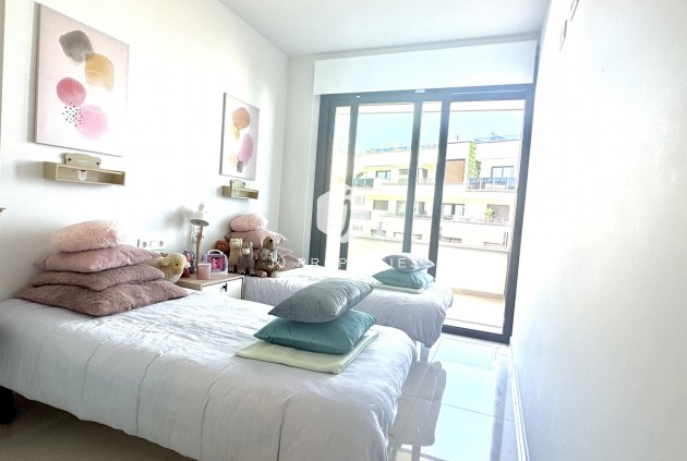 Segunda mano - Apartamento / piso -
Playa Flamenca - Costa Blanca