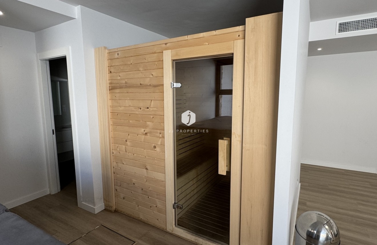 Segunda mano - Apartamento / piso -
Playa Flamenca - Costa Blanca