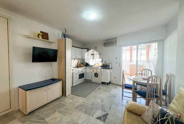 Z drugiej ręki - Mieszkanie w bloku -
Torrevieja - Costa Blanca