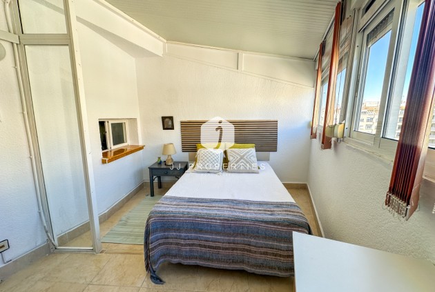 Z drugiej ręki - Mieszkanie w bloku -
Torrevieja - Costa Blanca