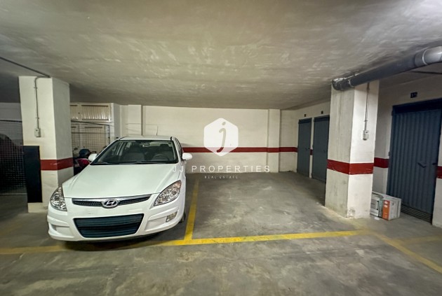 Z drugiej ręki - Mieszkanie w bloku -
Torrevieja - Costa Blanca