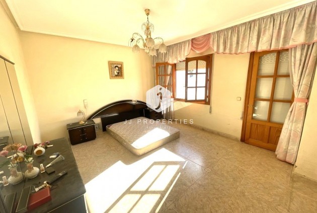 Resale - Chalet -
Rojales - Inland