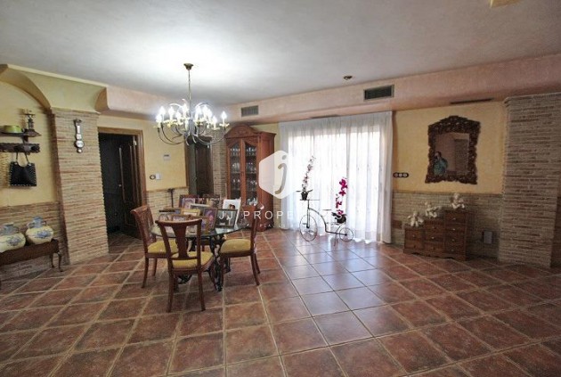 Resale - Villa -
Formentera del Segura - C- Cooperativa