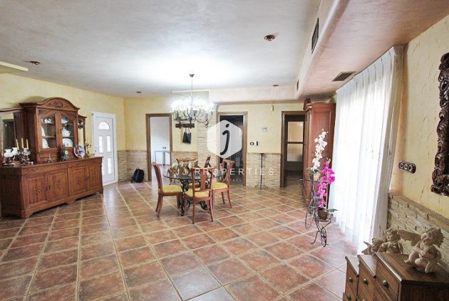 Resale - Villa -
Formentera del Segura - C- Cooperativa