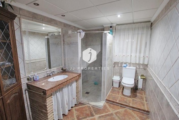 Resale - Villa -
Formentera del Segura - C- Cooperativa