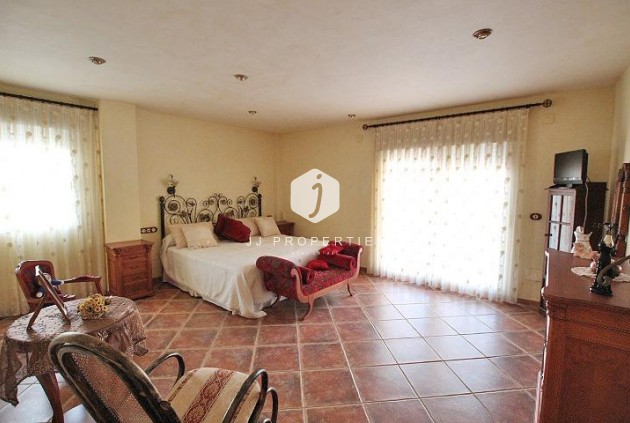 Resale - Villa -
Formentera del Segura - C- Cooperativa