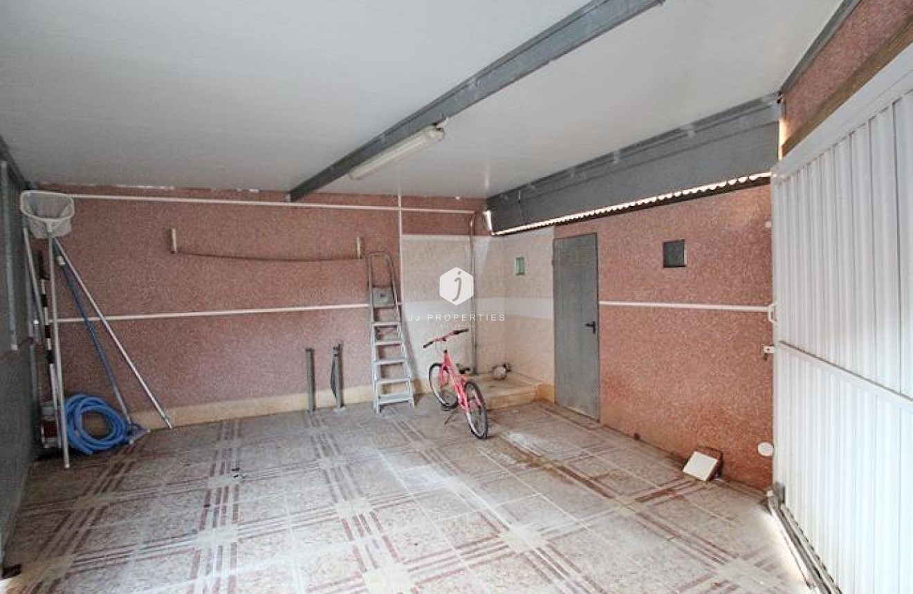 Resale - Villa -
Formentera del Segura - C- Cooperativa
