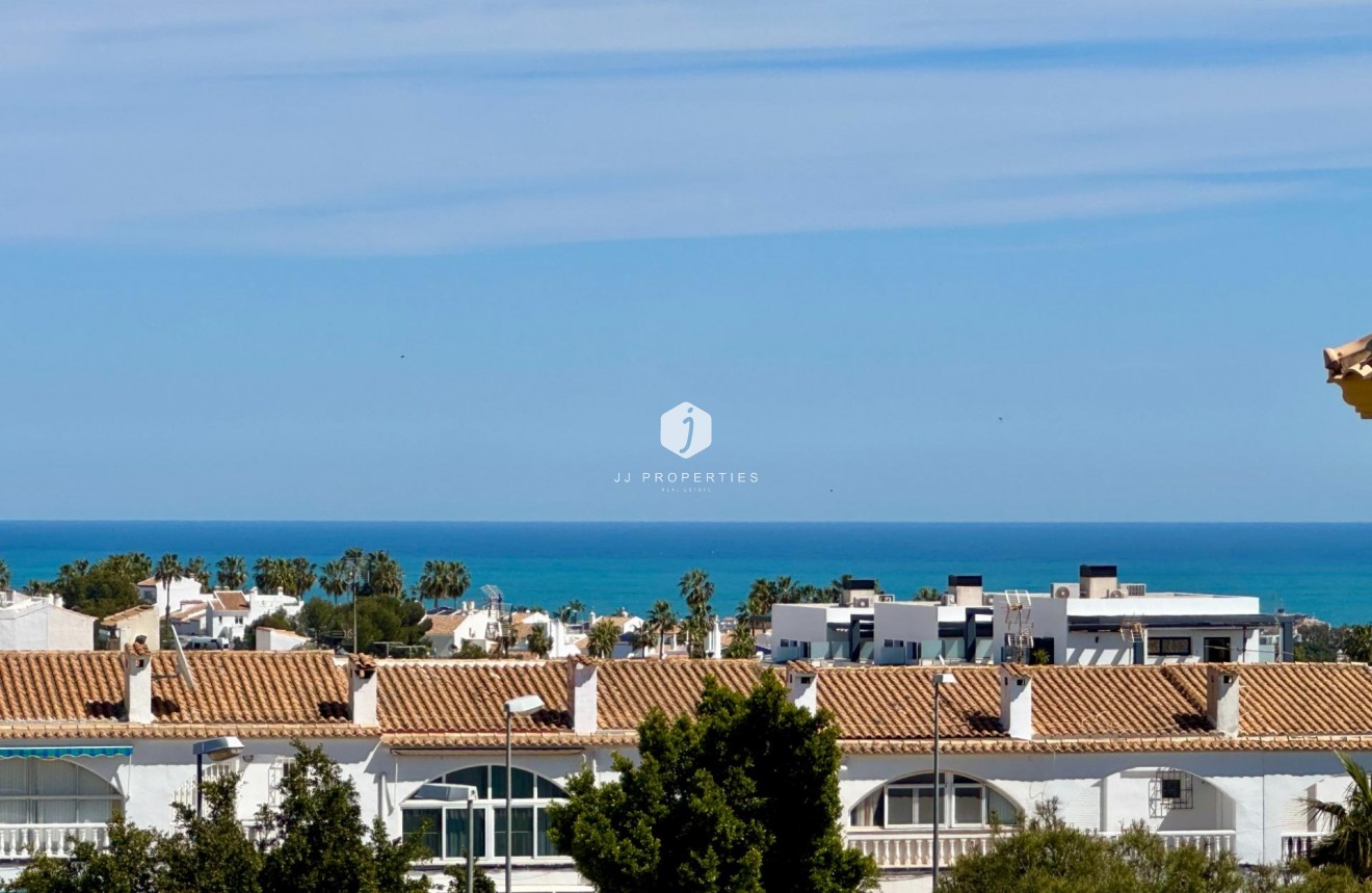 Z drugiej ręki - Mieszkanie w bloku -
Orihuela Costa - Villamartín-las Filipinas