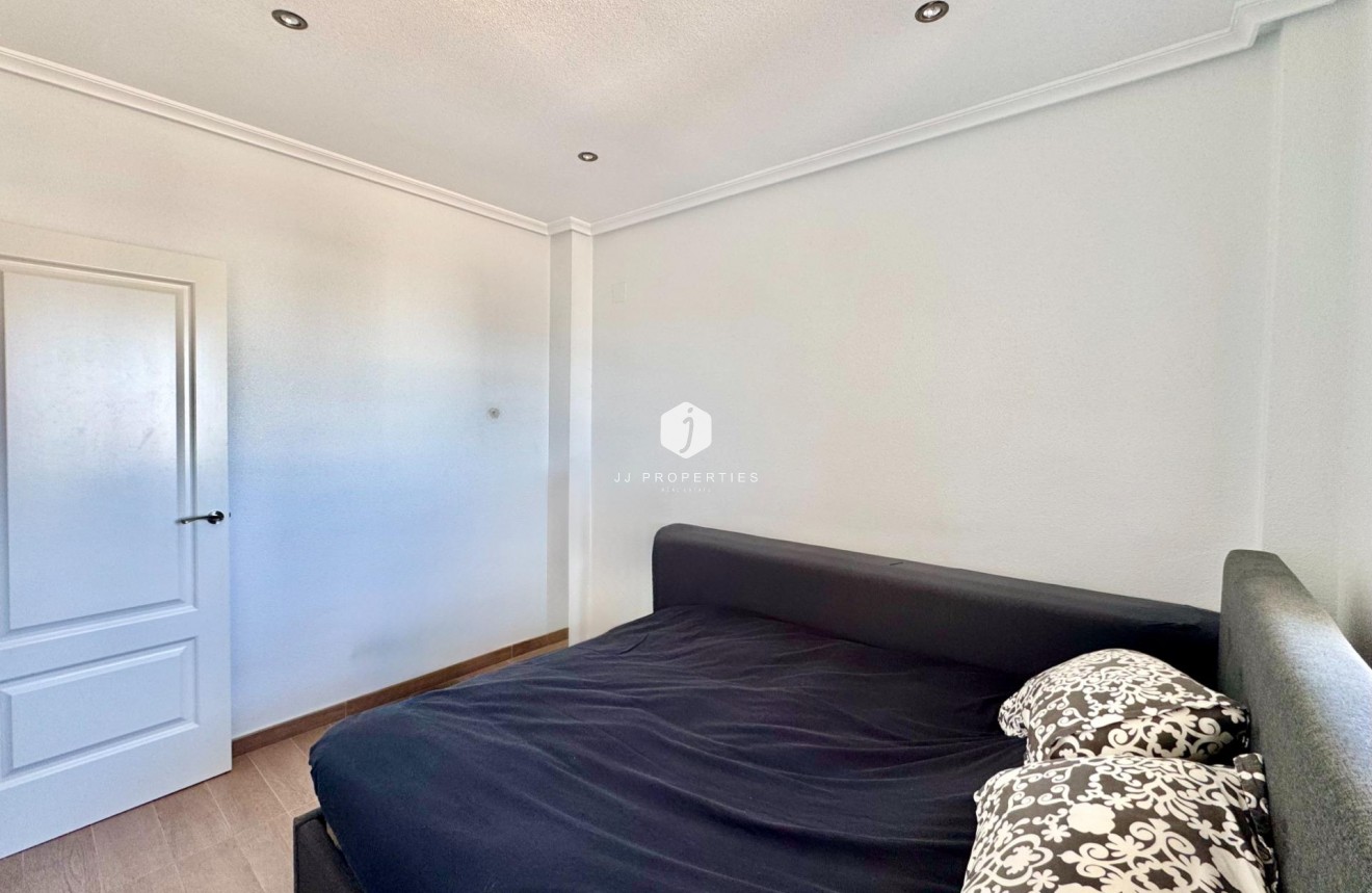 Z drugiej ręki - Mieszkanie w bloku -
Orihuela Costa - Villamartín-las Filipinas