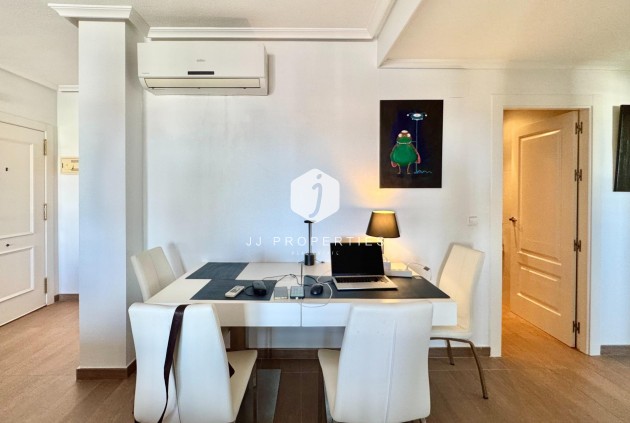 Z drugiej ręki - Mieszkanie w bloku -
Orihuela Costa - Villamartín-las Filipinas